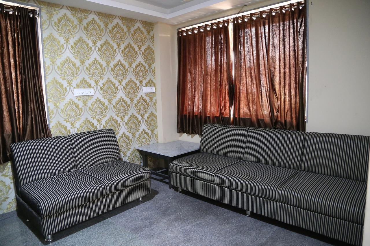 Royal Rituals Hotel Surat Luaran gambar