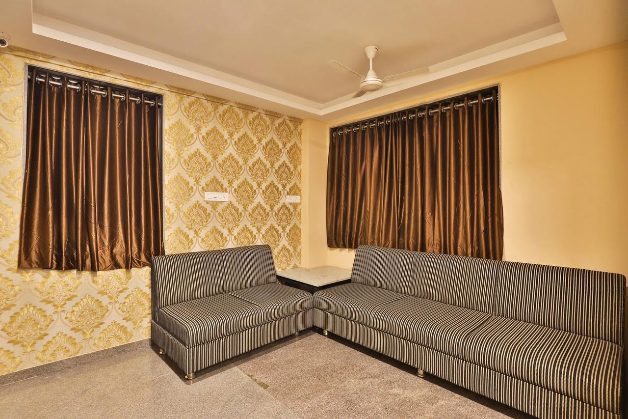 Royal Rituals Hotel Surat Luaran gambar