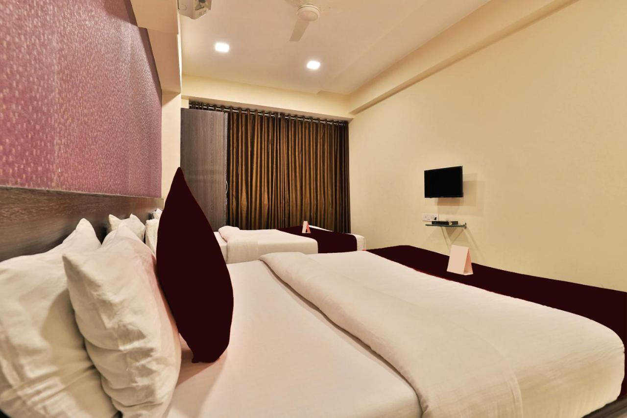 Royal Rituals Hotel Surat Luaran gambar